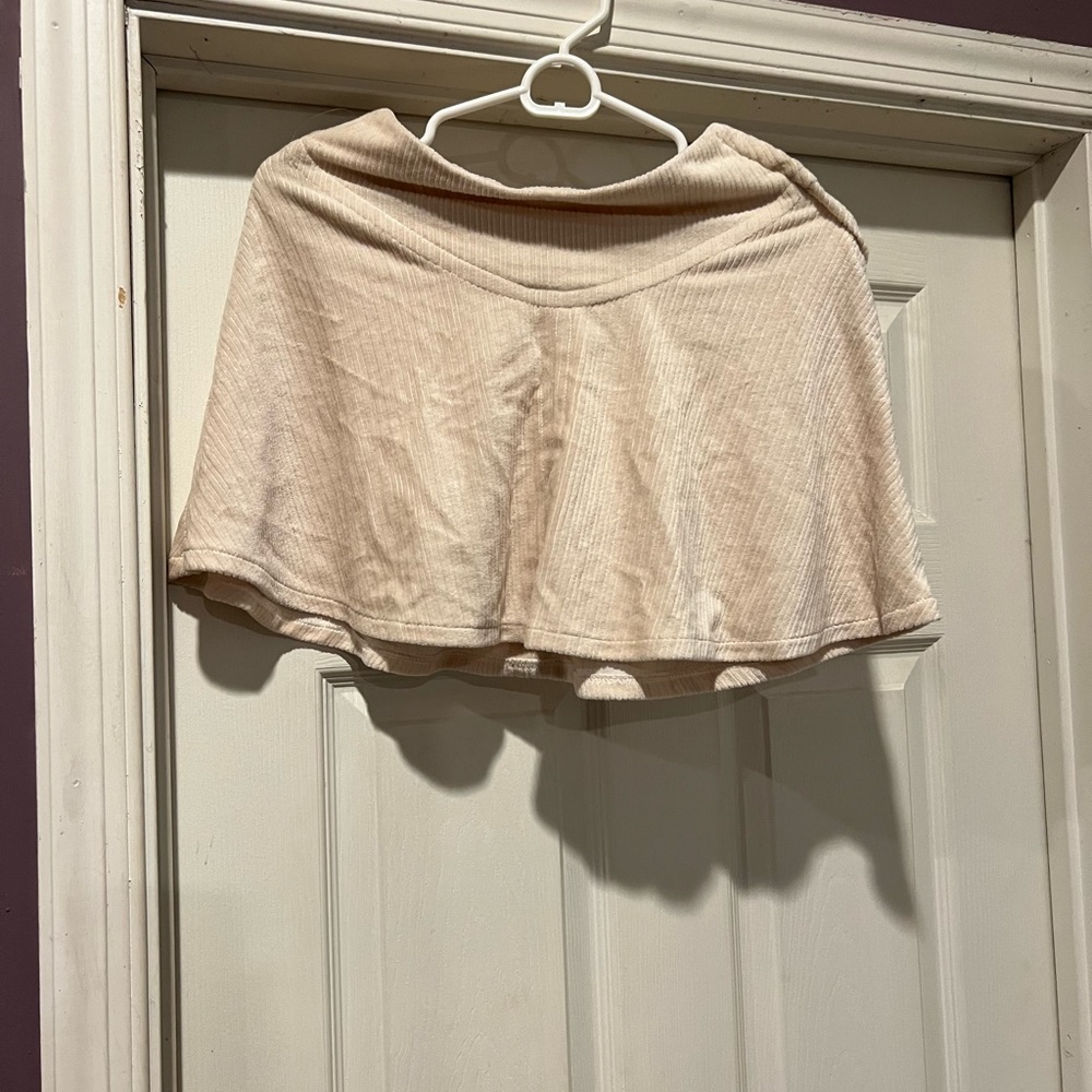 Forever 21 soft cream ripped mini skirt